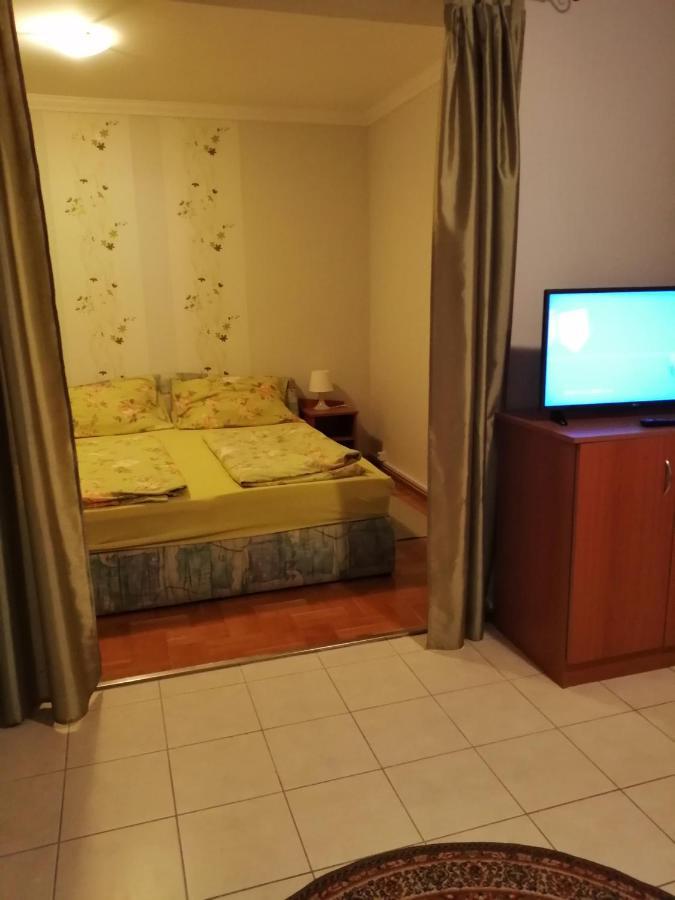 Apartman Pavai Hajduszoboszlo Exterior photo