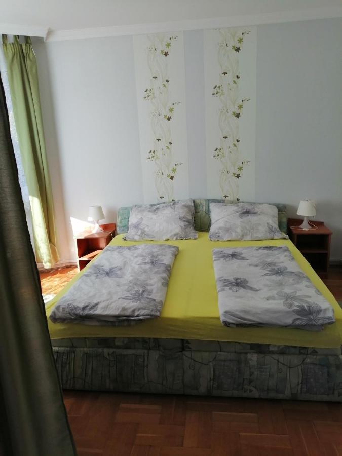 Apartman Pavai Hajduszoboszlo Exterior photo