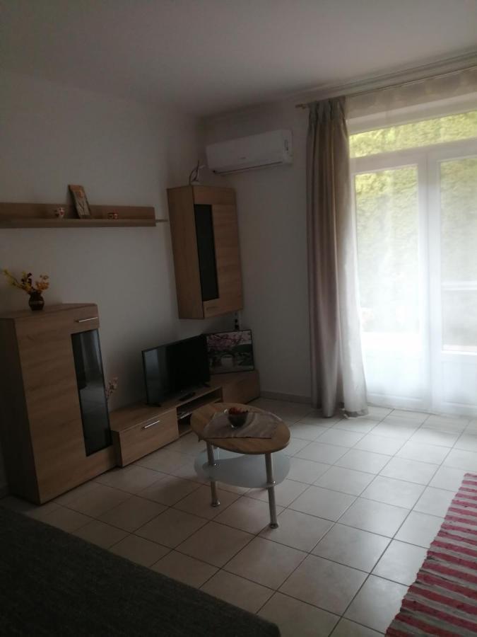 Apartman Pavai Hajduszoboszlo Exterior photo